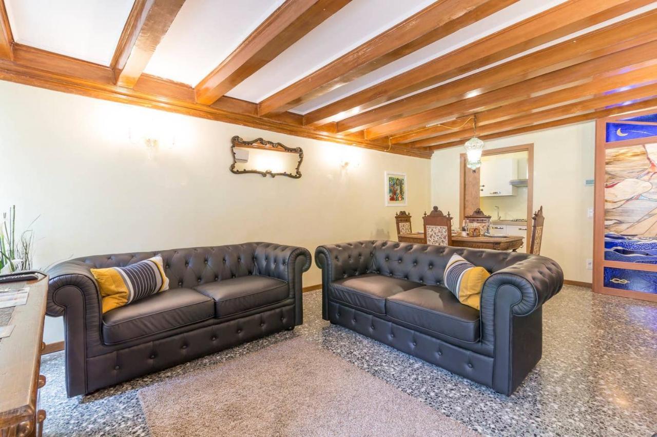 Apartamento A *